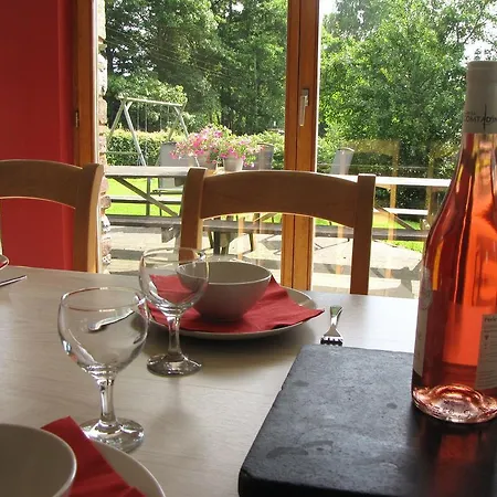 펜션 Modern Holiday Home In Stoumont With Sauna 스타우몬트
